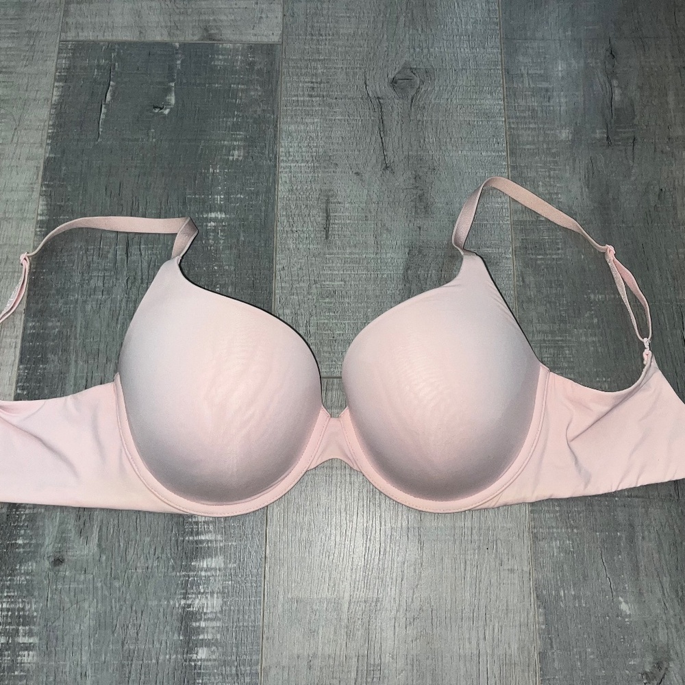NWOT Victoria Secret Bra